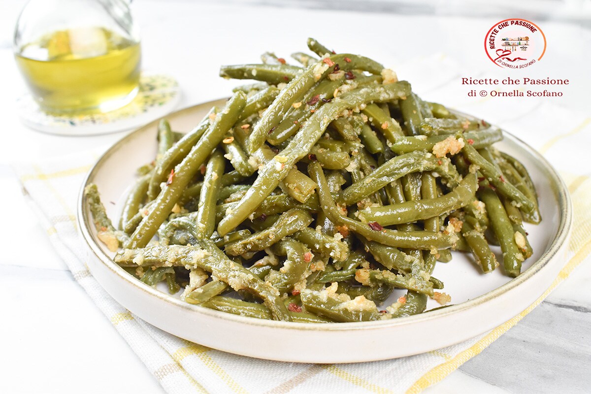 Skillet Parmesan Au Gratin Green Beans