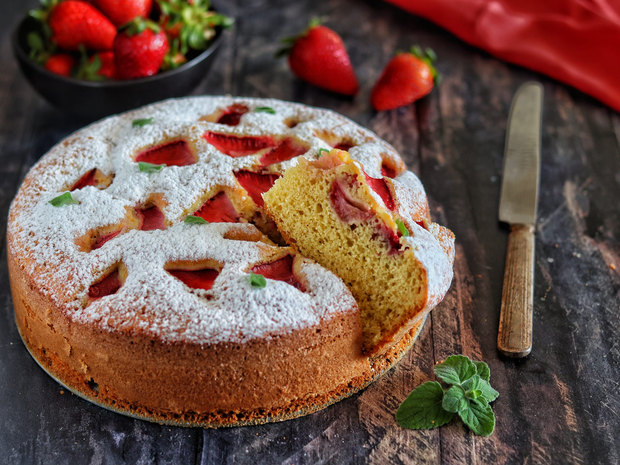 Soft Strawberry Cake