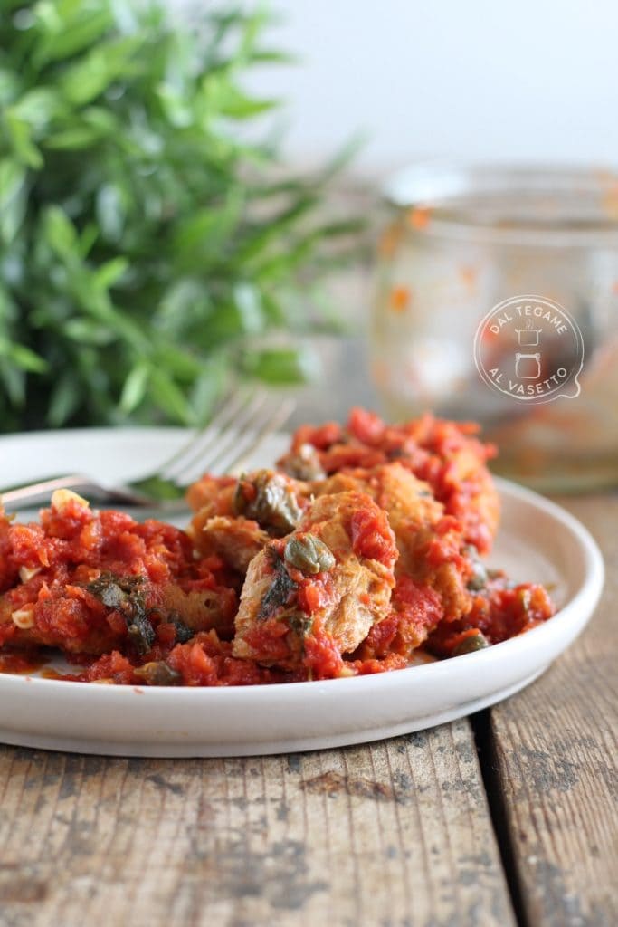 Soy alla pizzaiola in jar cooking