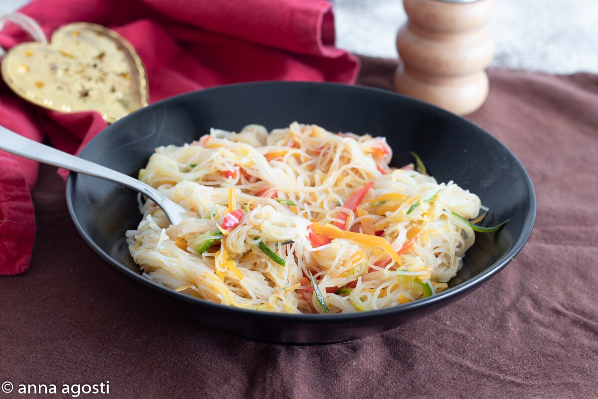 SOY SPAGHETTI AND VEGETABLES