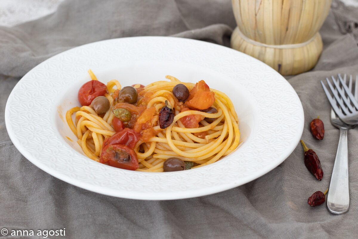 Spaghetti alla Puttanesca
