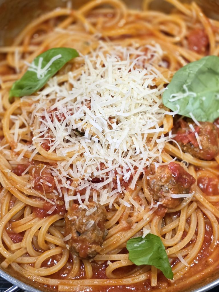 Spaghetti with Meatballs