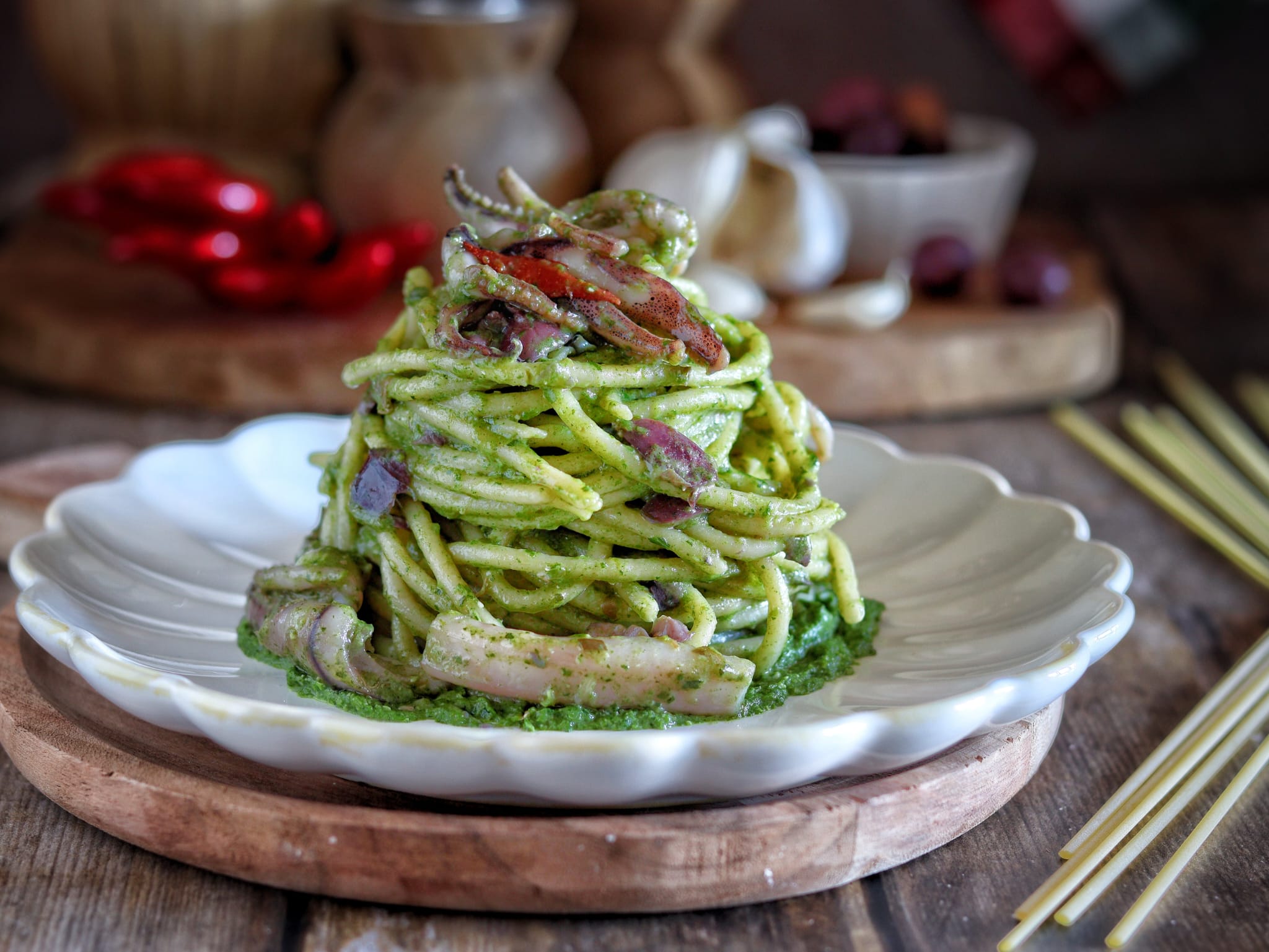 Spaghetti with Escarole Cream and Calamari