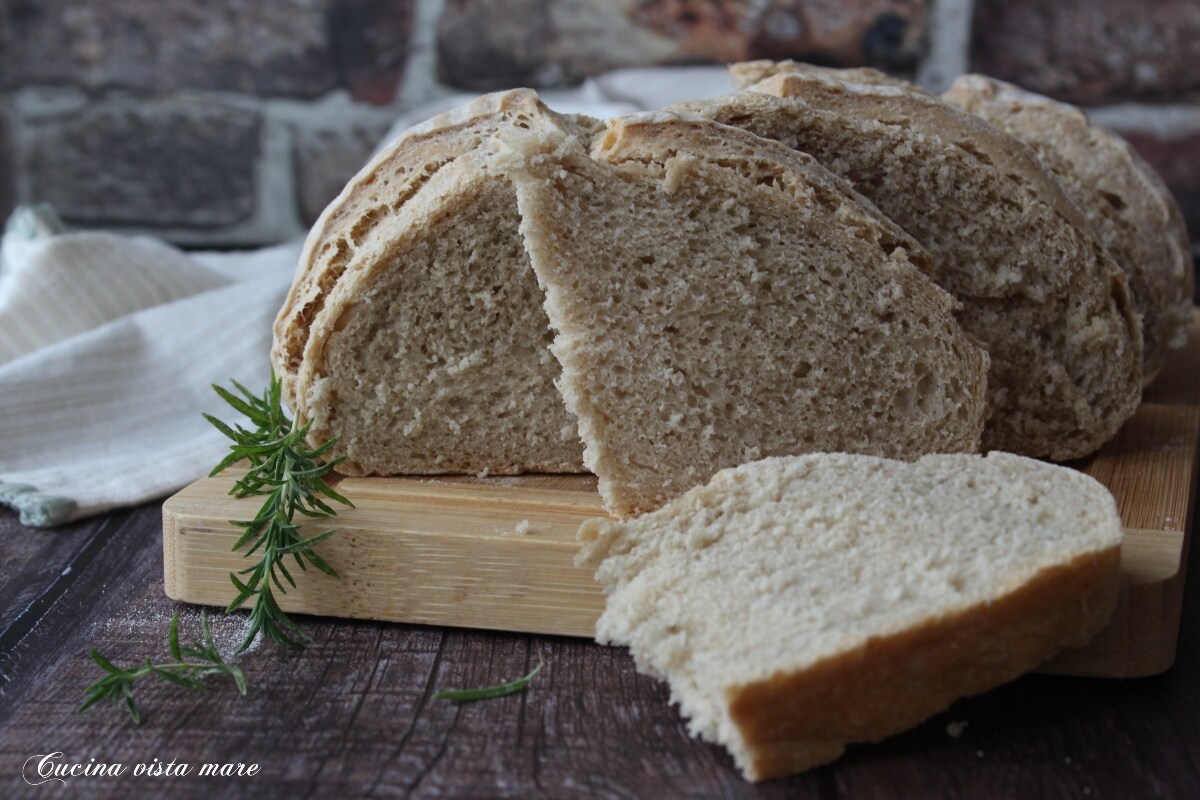 Spelt and Thyme Bread