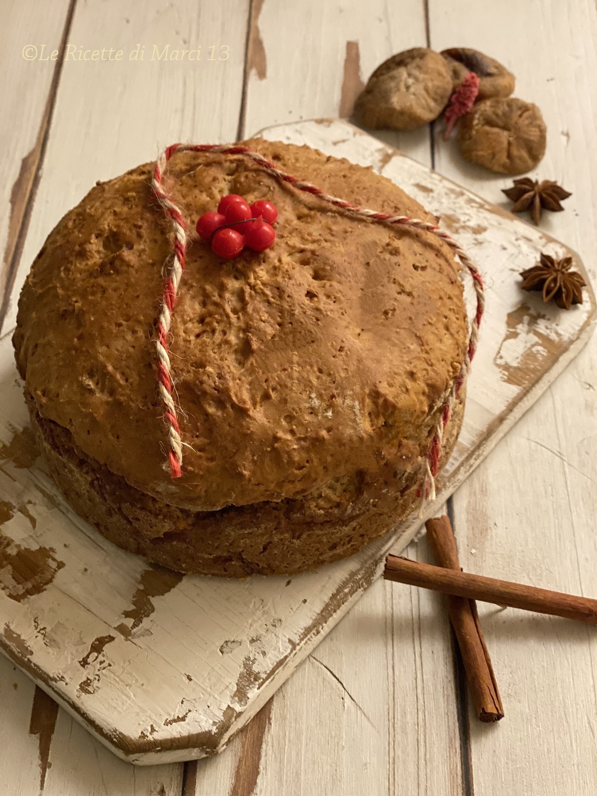 Spiced Christmas Bread with Dried Figs without Yeast. Easy and Quick Recipe.