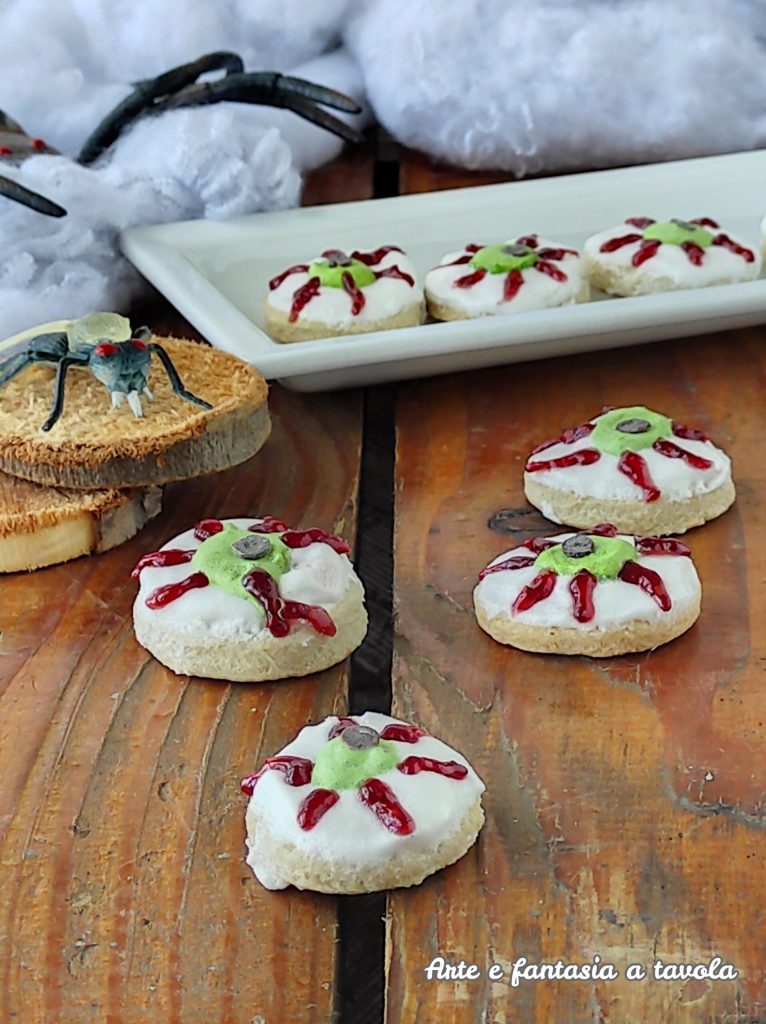 Spooky Shortcrust Eyes