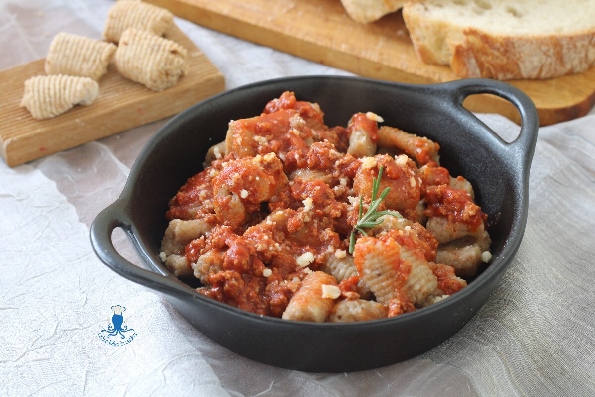 Stale Bread Gnocchi with Meat Sauce