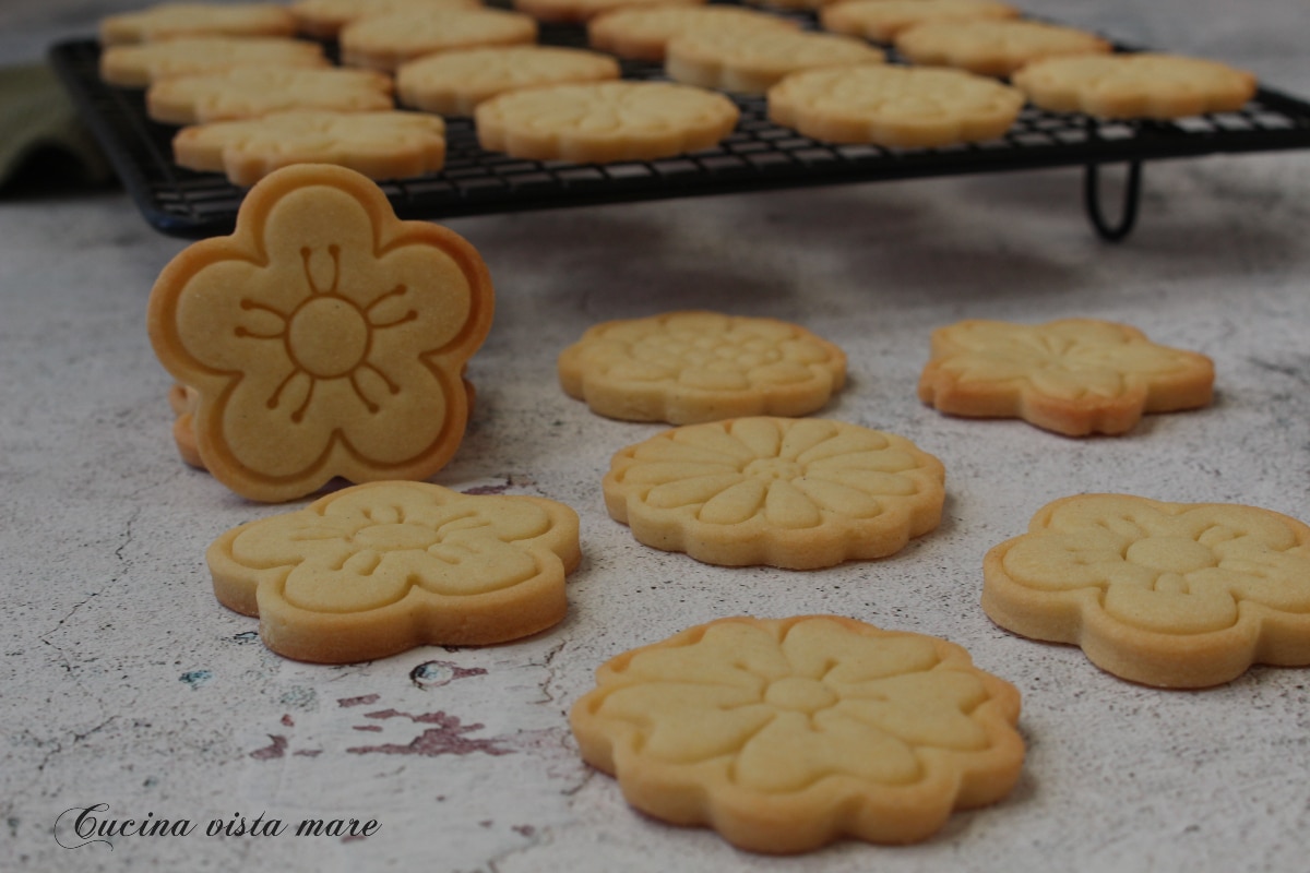 Stamped Shortbread Cookies