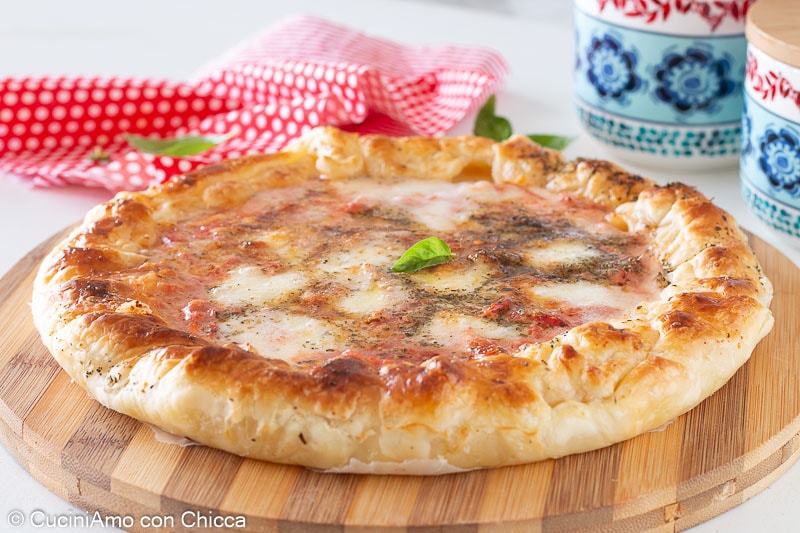 Stuffed Puff Pastry Pizza