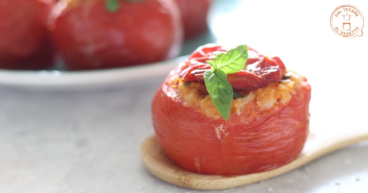 Stuffed Tomatoes in the Instant Pot