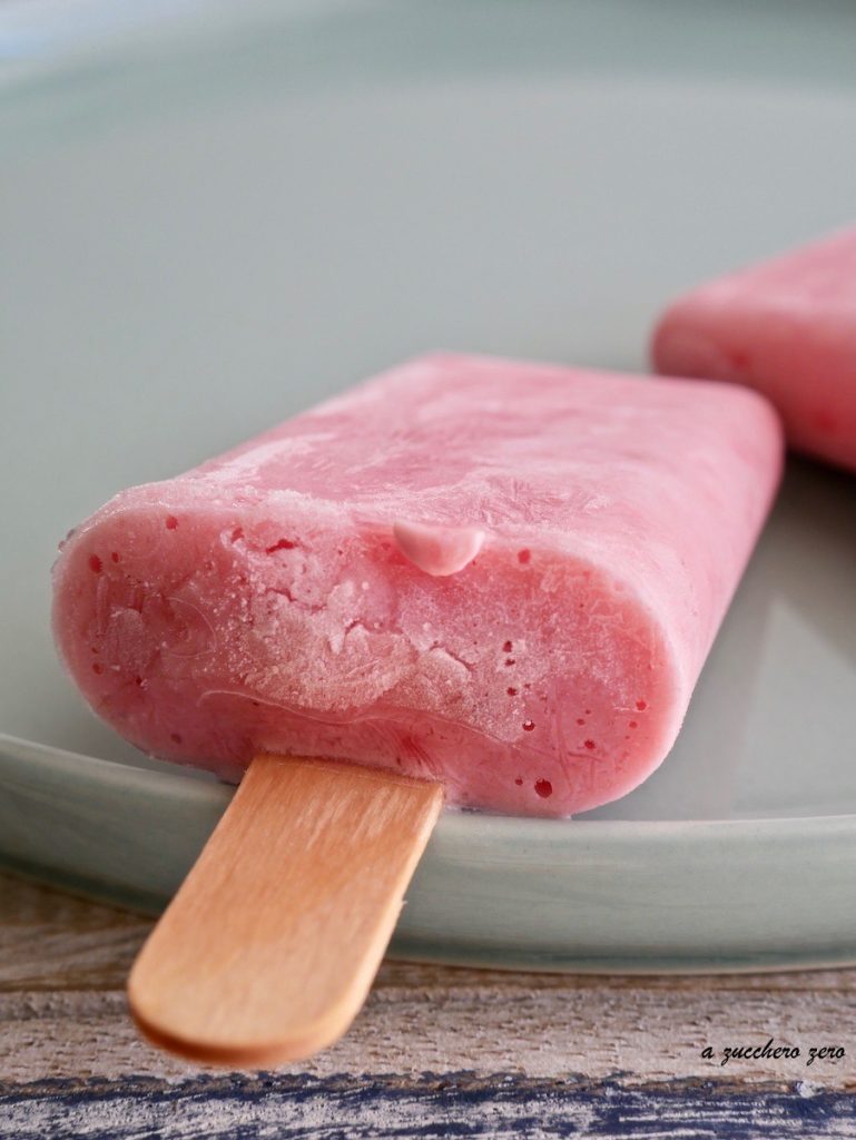 Sugar-free Yogurt and Strawberry Popsicle