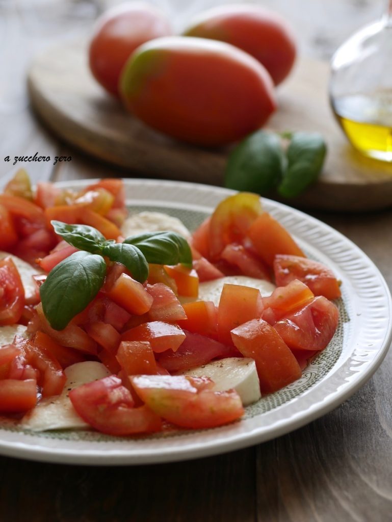Tomato and Mozzarella Caprese Salad