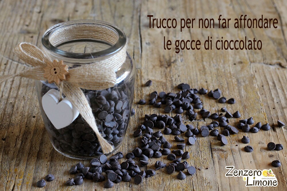 Trick to prevent chocolate chips from sinking