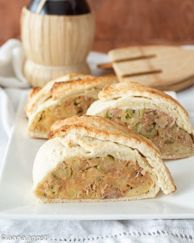 Tuna and Potato Meatloaf in Crust