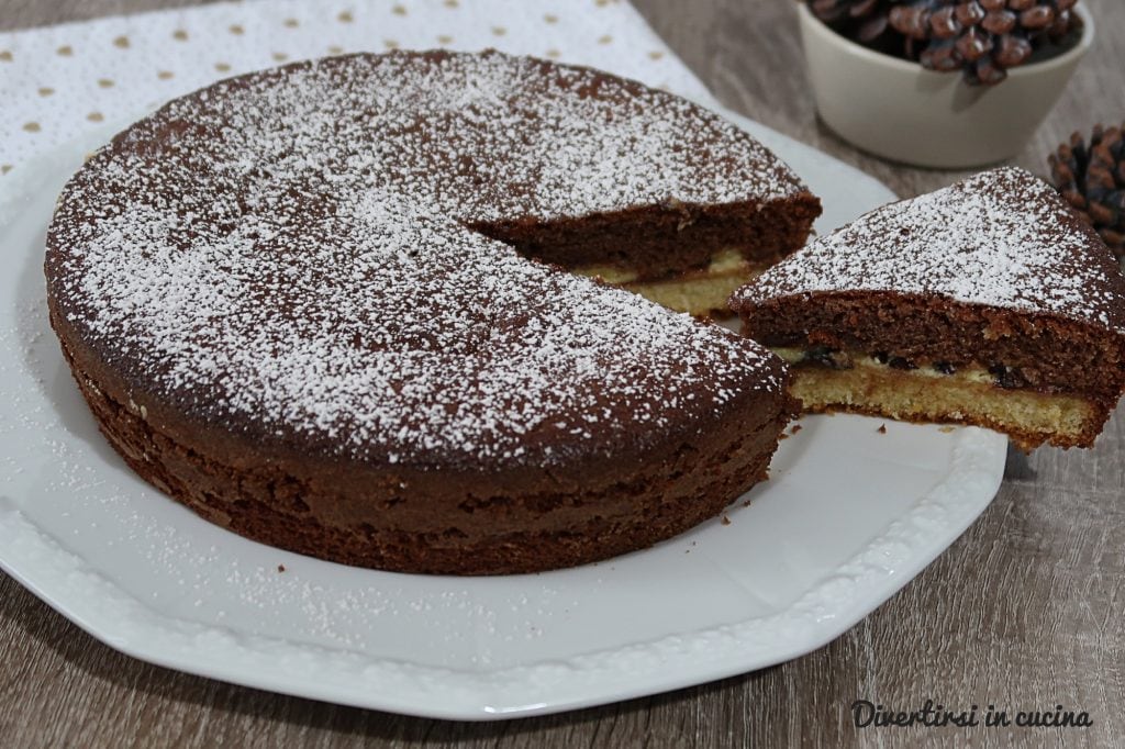 Two-tone poured cake with a soft heart