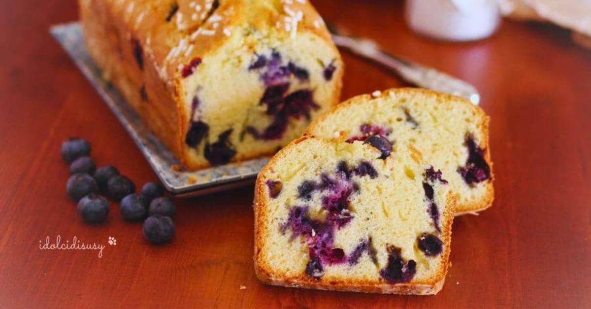 Soft Blueberry Pound Cake