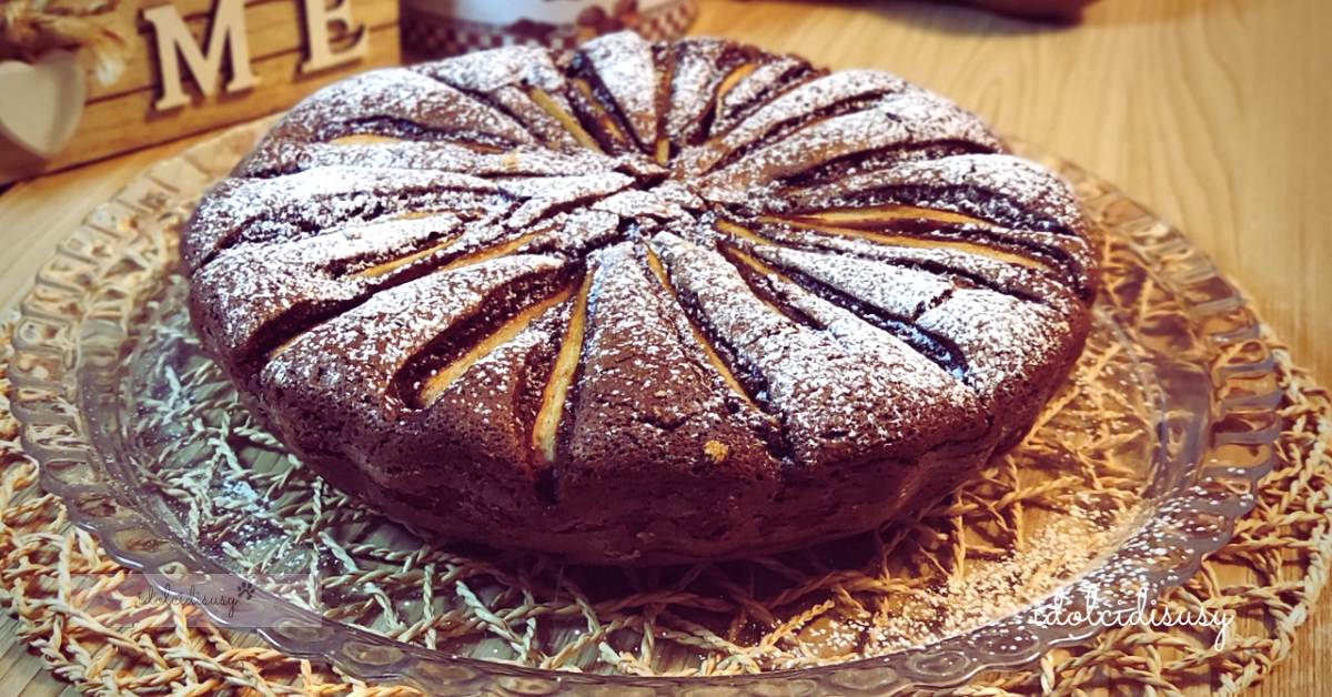 Soft and Delicious Pear and Chocolate Cake