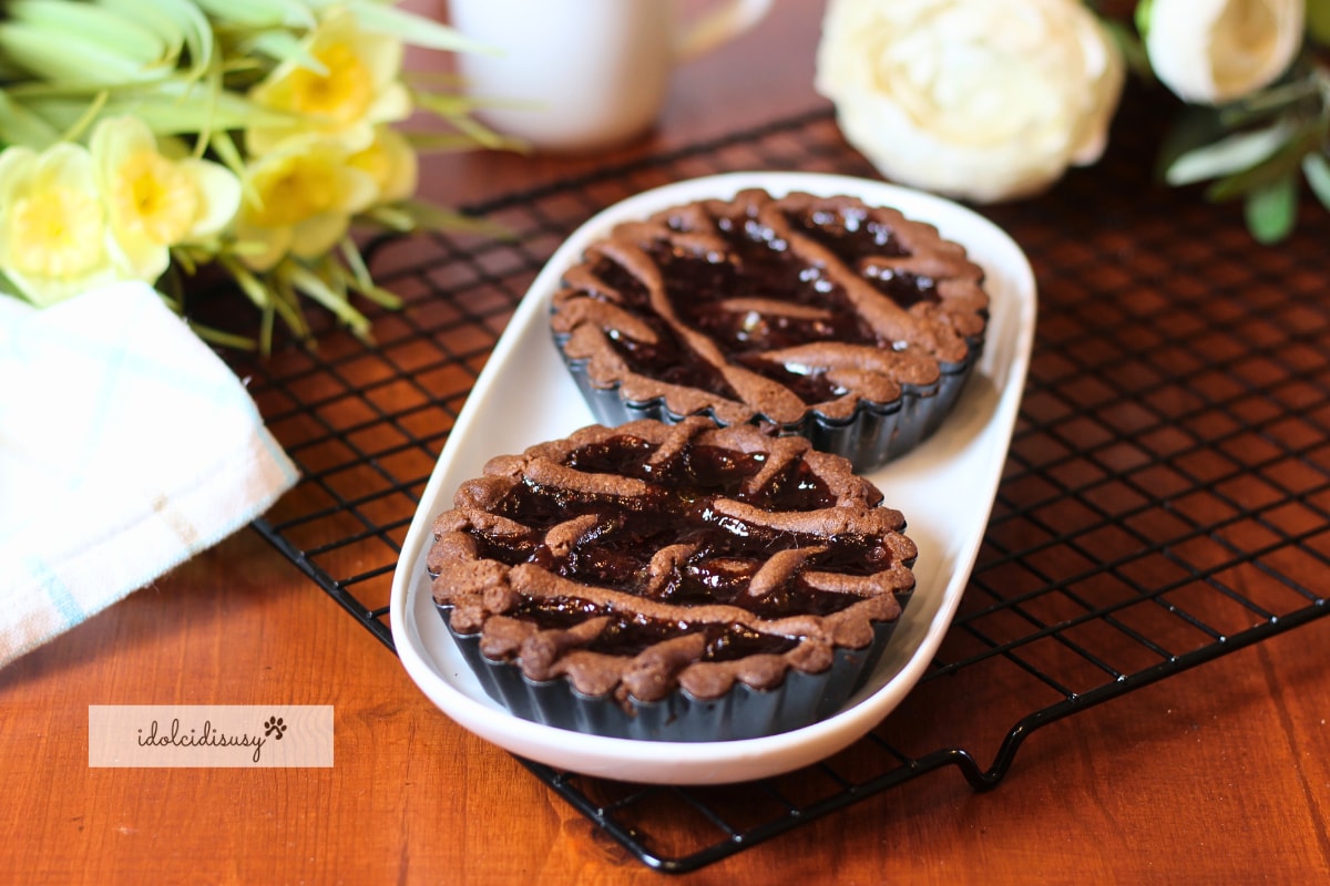 Mini Tarts with Cocoa Shortcrust Pastry