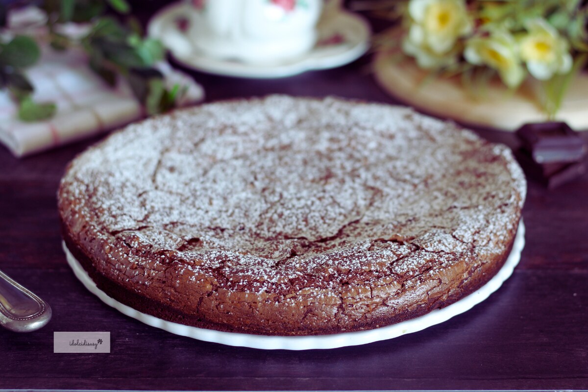 Torta Tenerina: original recipe with a soft heart