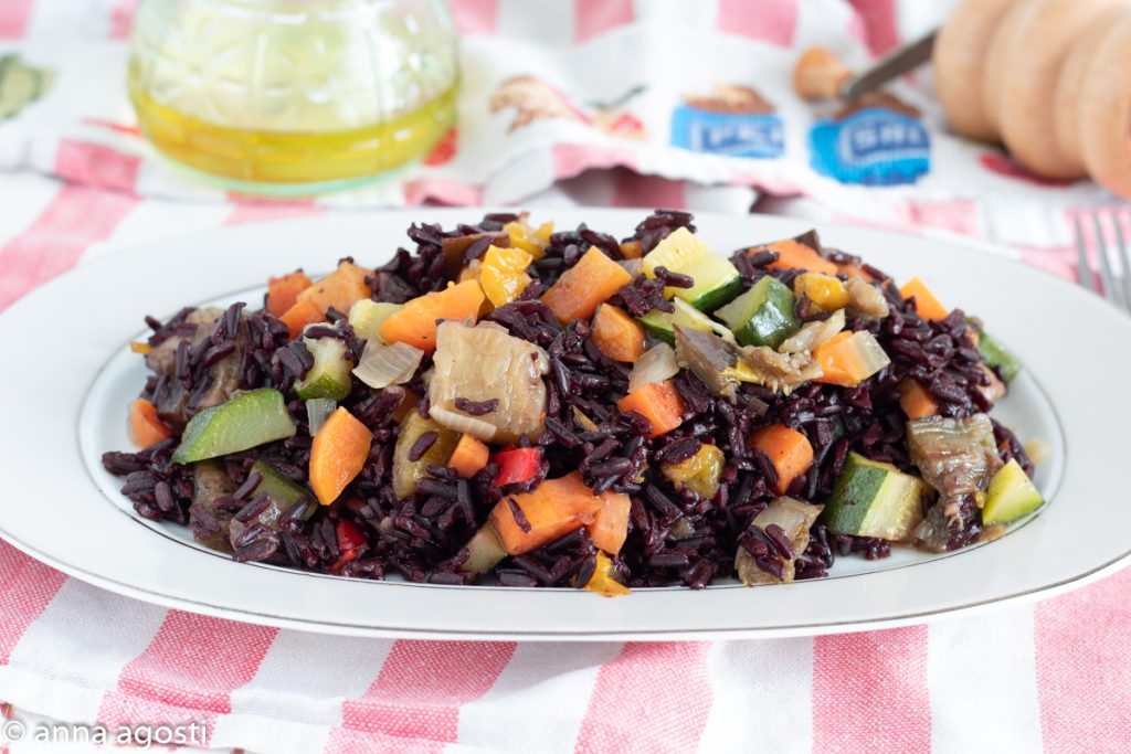 Venus rice with sautéed summer vegetables