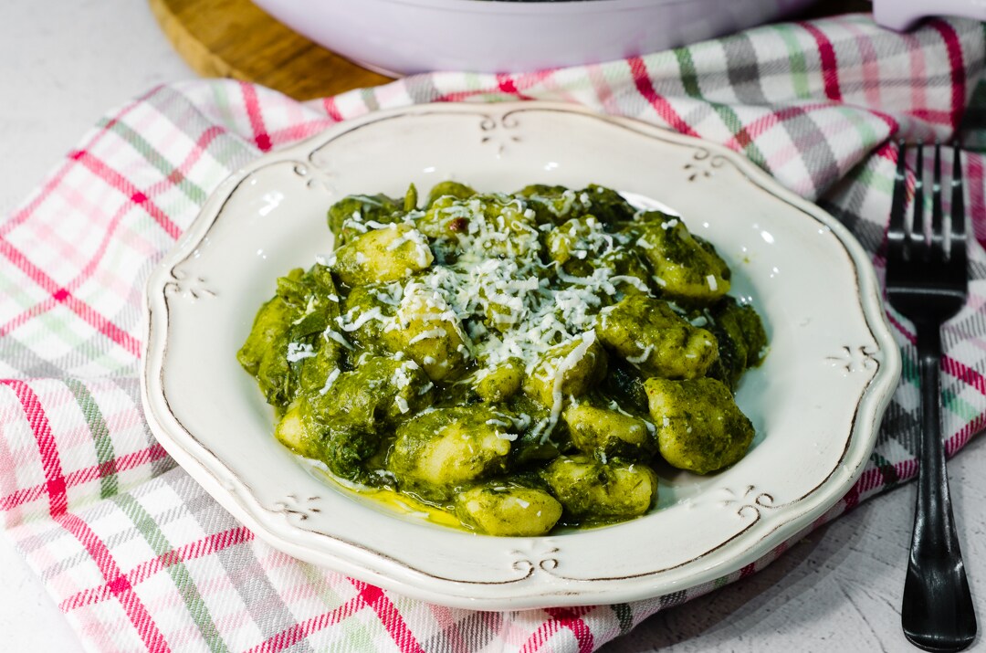 Water and Flour Gnocchi with Friarielli Cream (Water Gnocchi without Potatoes)