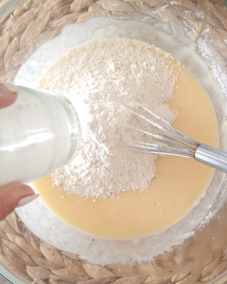 7 Jars Cake with Provola and Salami
