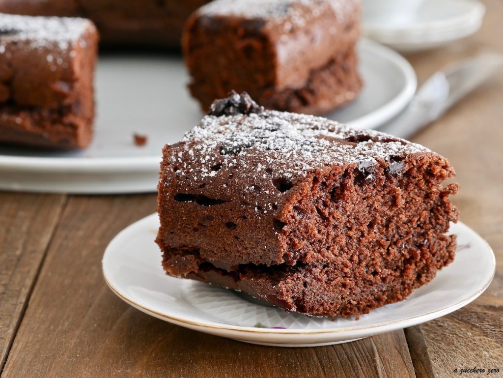 Whole Wheat Cocoa and Coffee Ring Cake without Butter, Milk, and Eggs