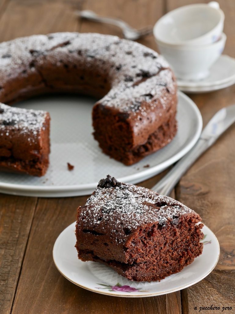 Whole Wheat Cocoa and Coffee Ring Cake without Butter, Milk, and Eggs