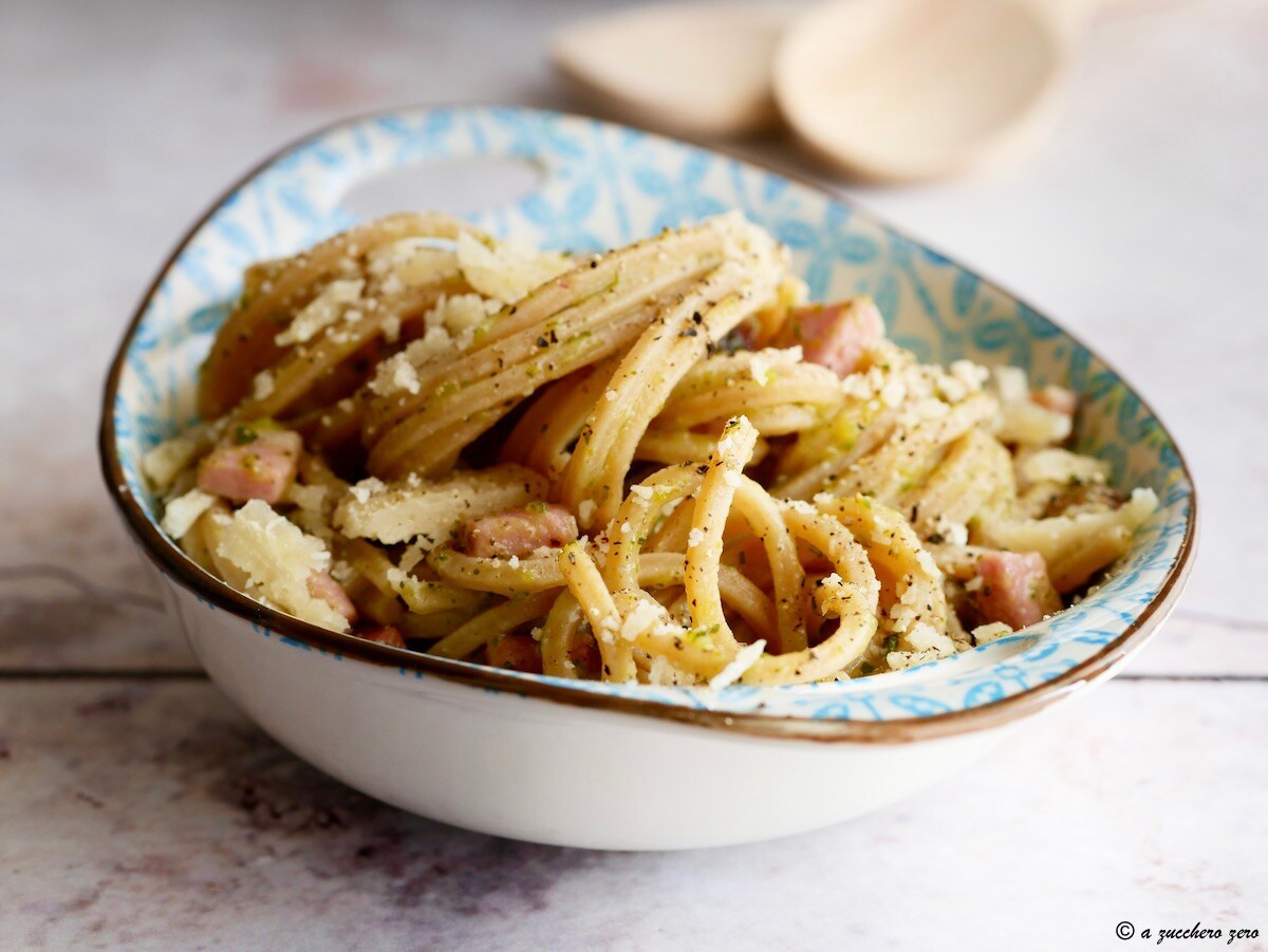 Whole Wheat Pasta with Zucchini and Light Speck