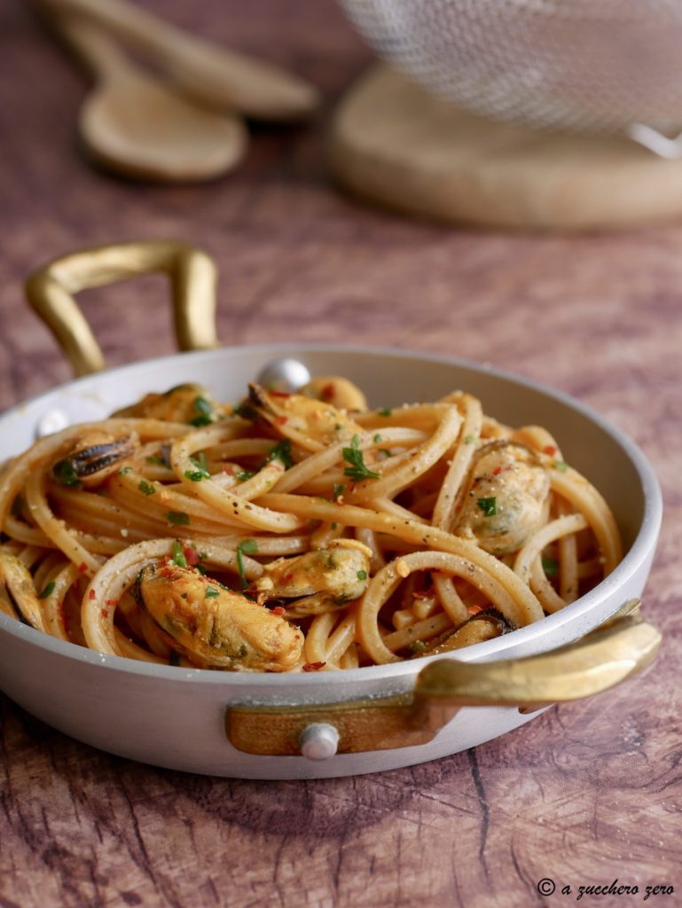 Whole Wheat Pasta with Frozen Shelled Mussels