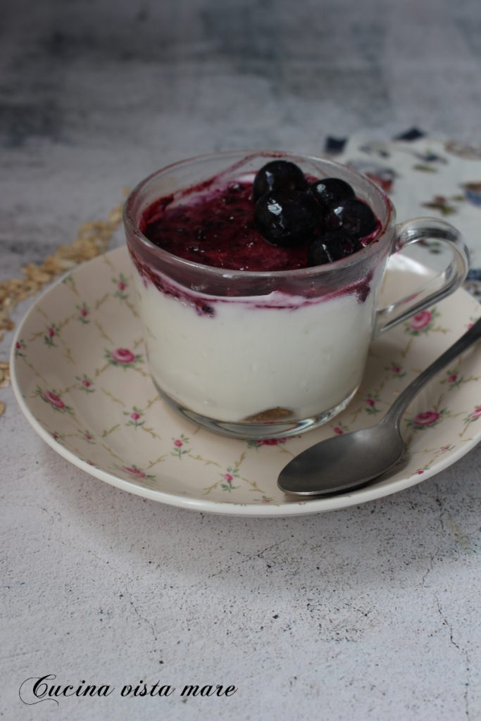 Yogurt and Blueberry Cheesecake Sea View Kitchen