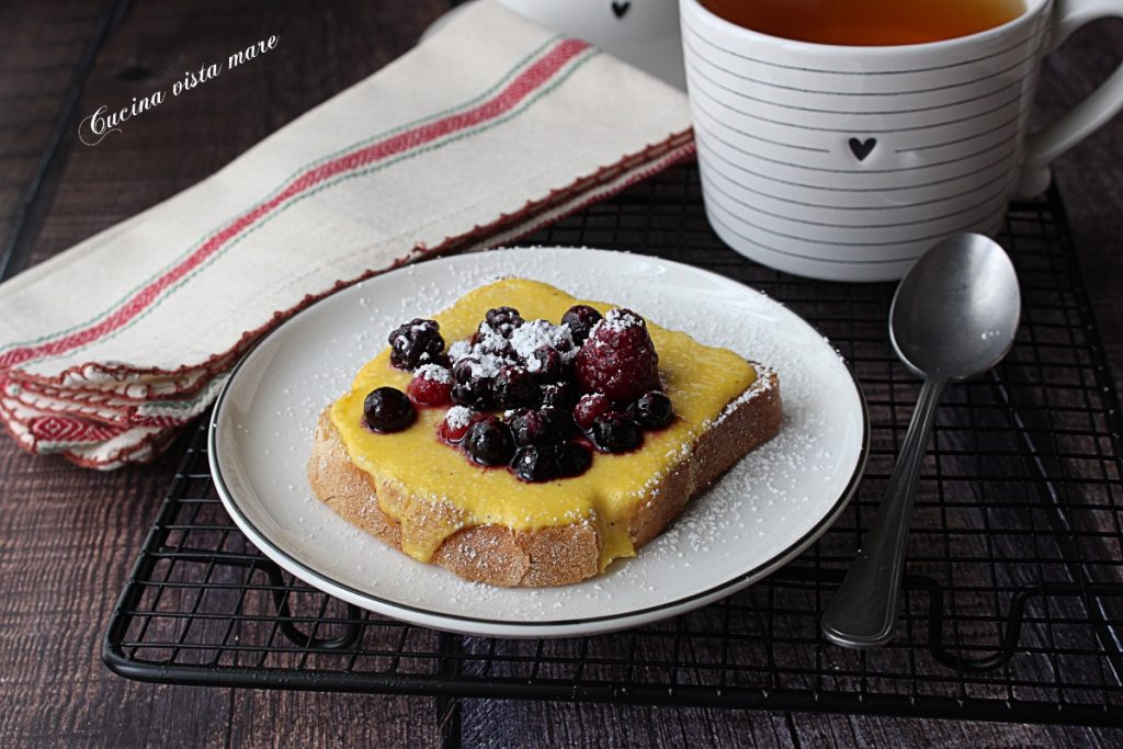 Yogurt toast Sea view kitchen