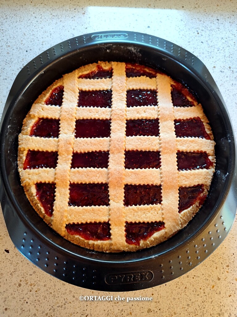 cooked jam tart