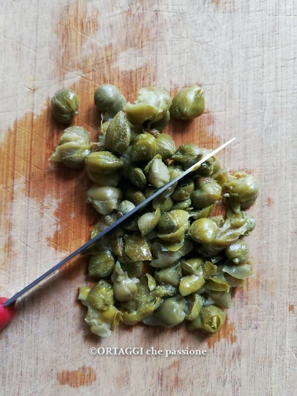 cutting capers