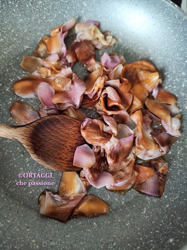 cooked magnolia flowers