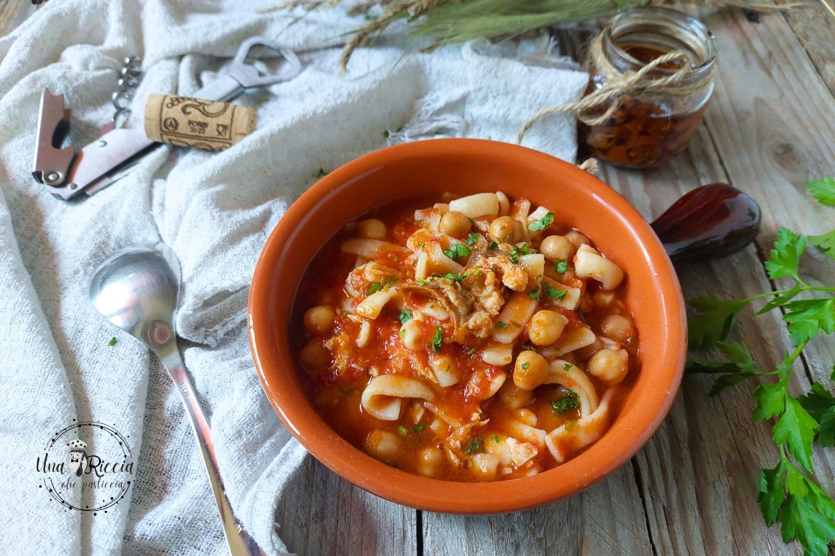Abruzzo Sagnette with Chickpeas and Fish