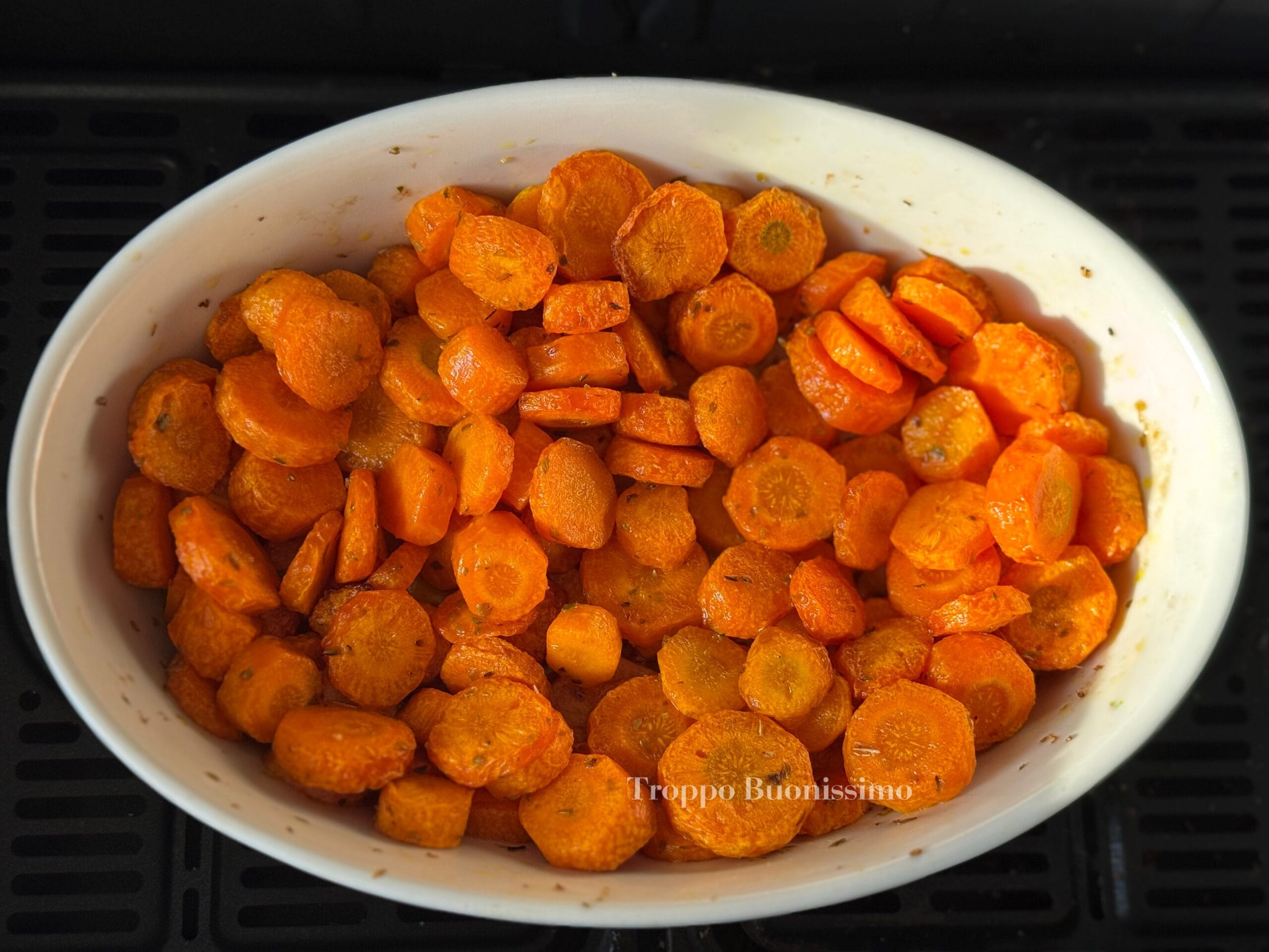 Air Fryer Carrot Slices: Crispy, Light Side Dish Ready in 20 Minutes