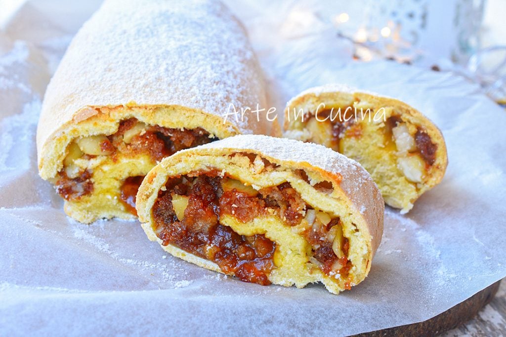 Almond and Amaretti Butterless and Oil-Free Roll