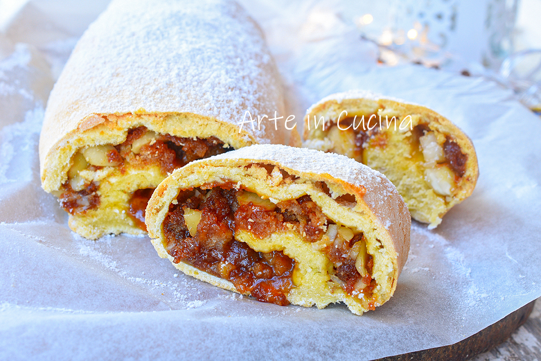 Almond and Amaretti Roll without Butter and Oil
