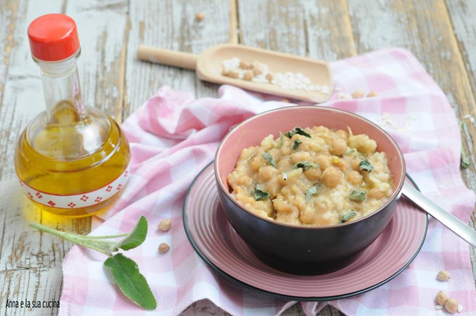 Creamy Rice and Chickpea Soup