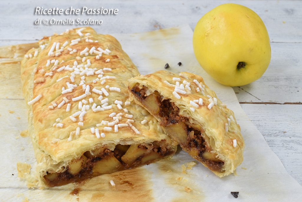 apple and amaretti strudel recipe