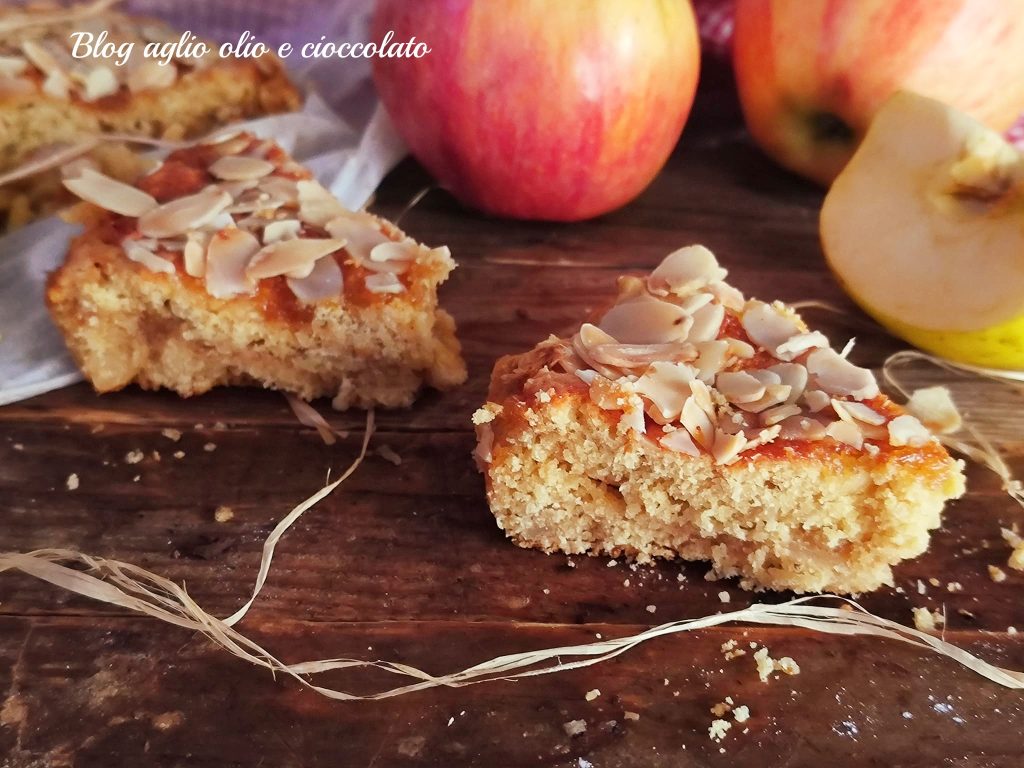 Super soft apple cake with yogurt and almond flour no butter 5 minutes all in a bowl a unique delight agreed by everyone