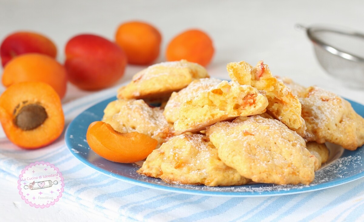 APRICOT TARTLETS ready in just a few minutes