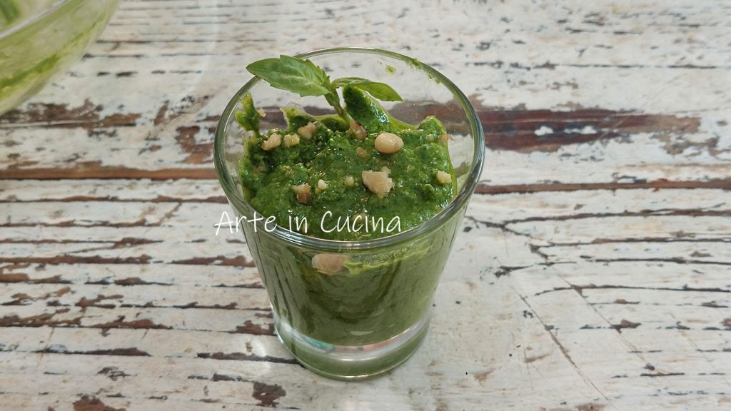 Quick and Creamy Arugula and Walnut PESTO