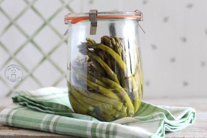 Asparagus in Jar Cooking