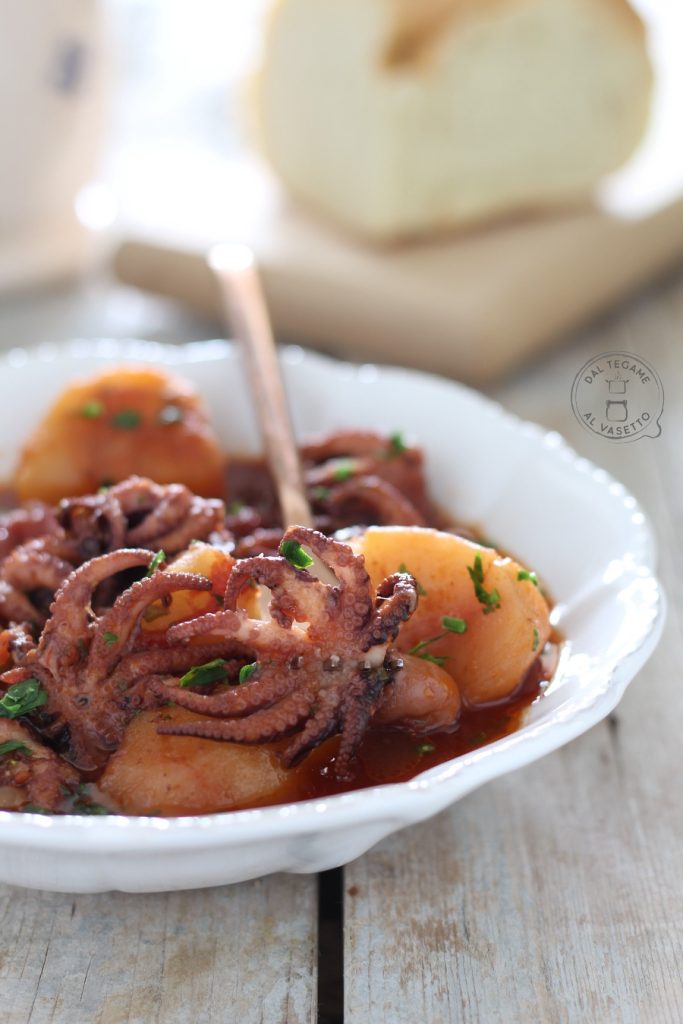 baby octopus with potatoes stewed in the instant pot