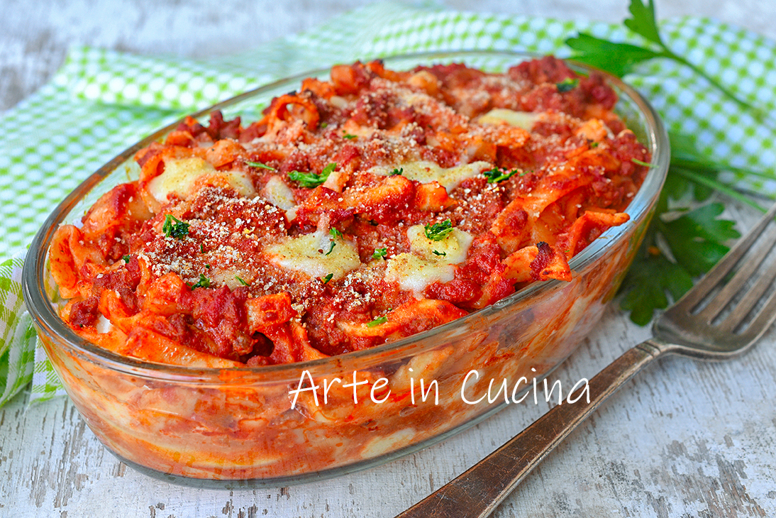 Baked Tagliatelle with Meat Sauce and Béchamel