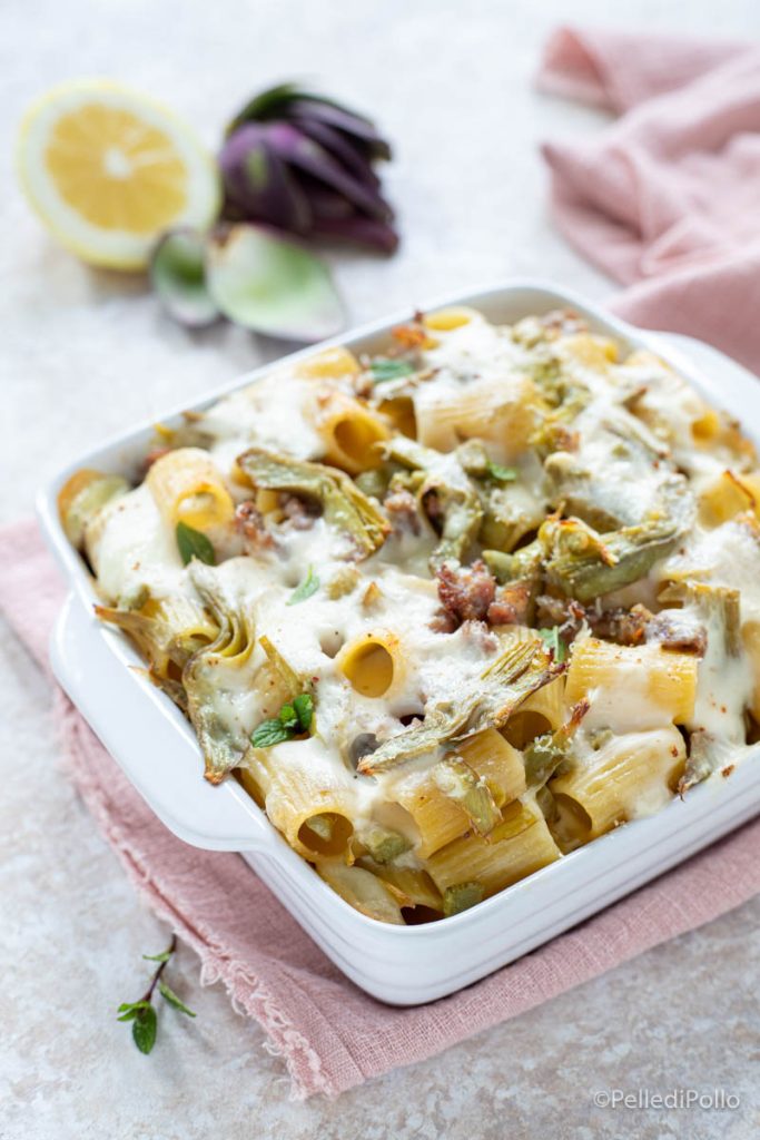 gratinated pasta with artichokes and sausage