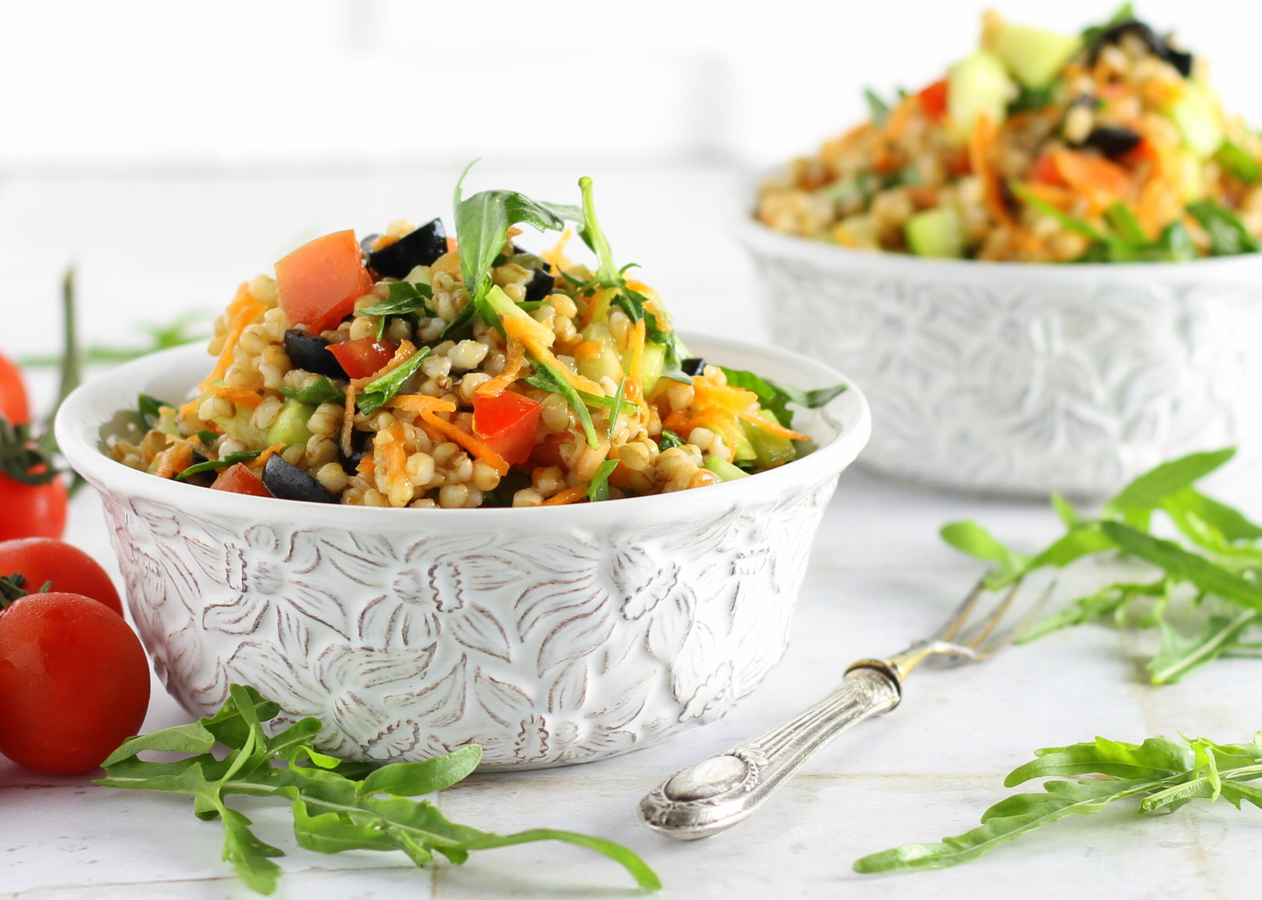 Cold Barley Salad with Raw Vegetables