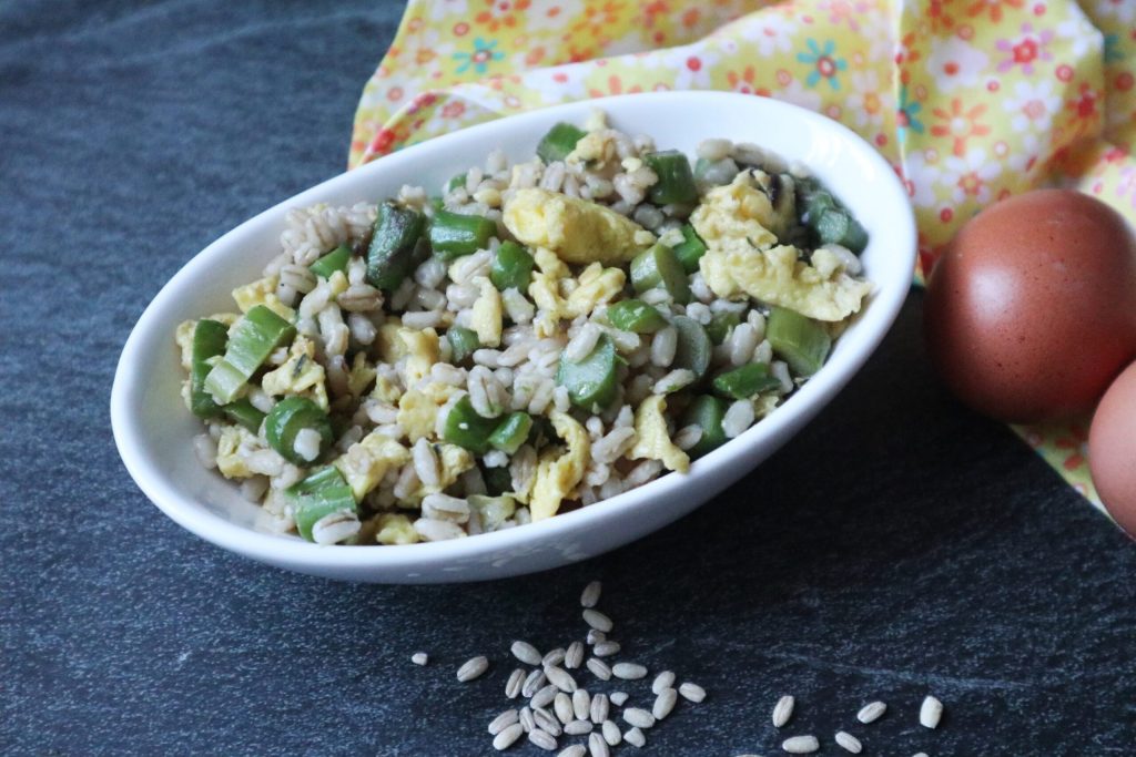 barley with asparagus and scrambled eggs